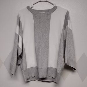 Magaschoni bat wing short sleeve sweater size M